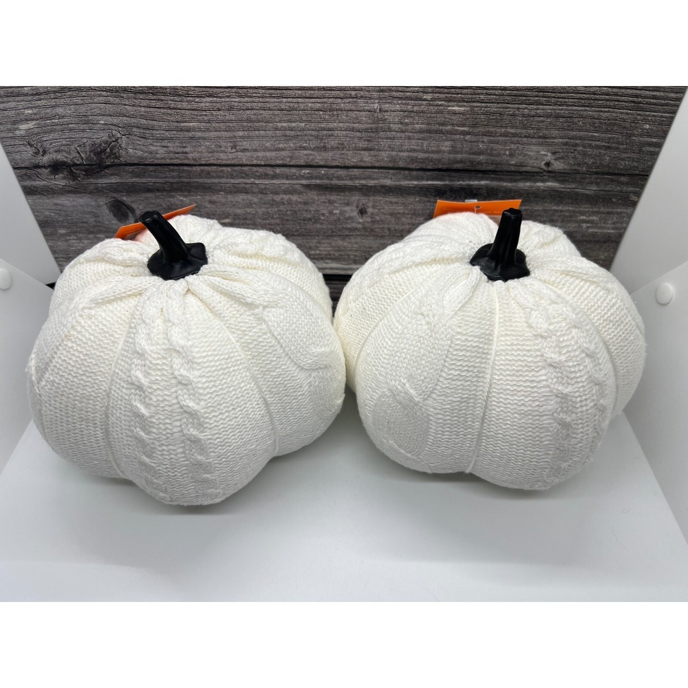 Target Hyde & EEK ~ Set of 2 White Knit Pumpkins Halloween Fall Decor 2024 ~ NEW - Picture 2 of 2
